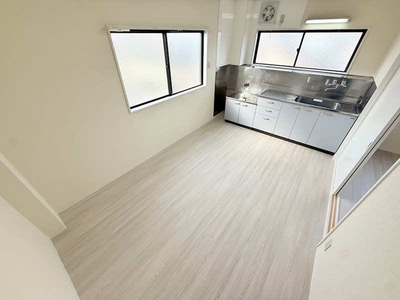 西尾ビル リビング