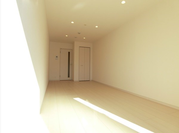 リブリ・レナトゥス リビング