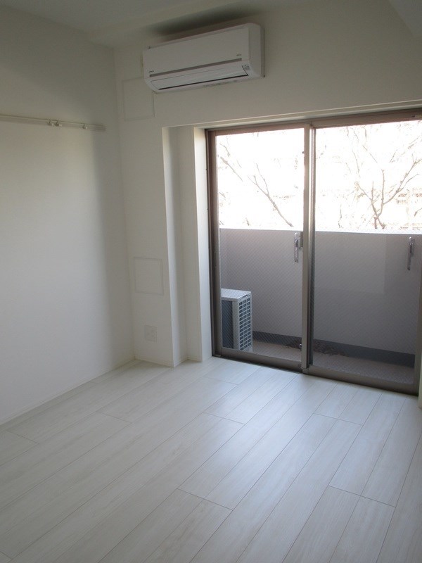 Rising place 綾瀬 ベッドルーム