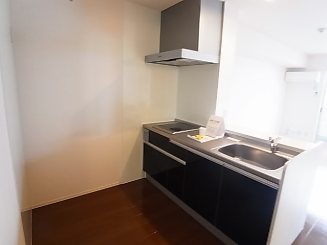 ラ　カンパネラ　Ｂ キッチン