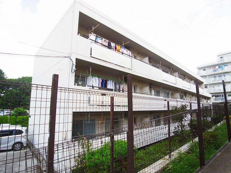 オークマ第三レジデンス 外観