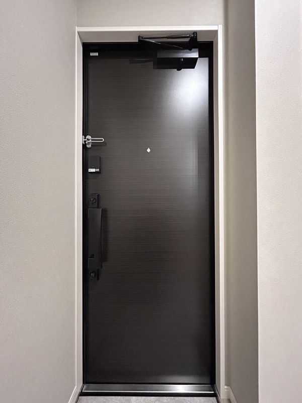 ＬＵＬＵ西尾久 玄関