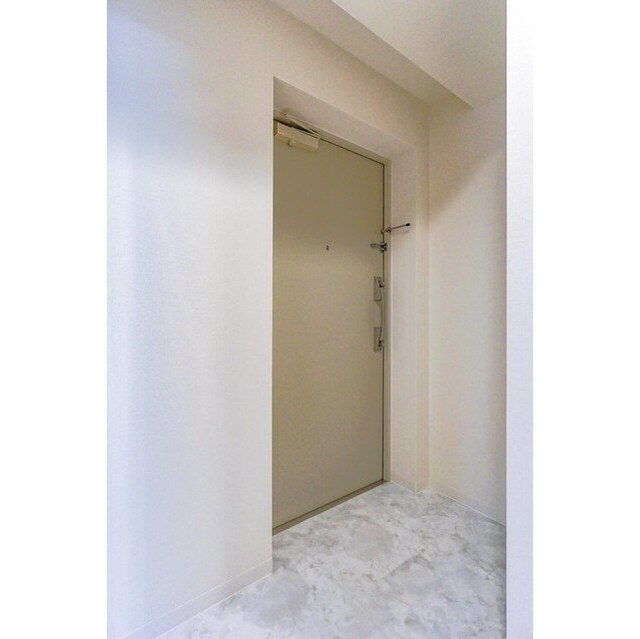 コンフォリア南千住 玄関