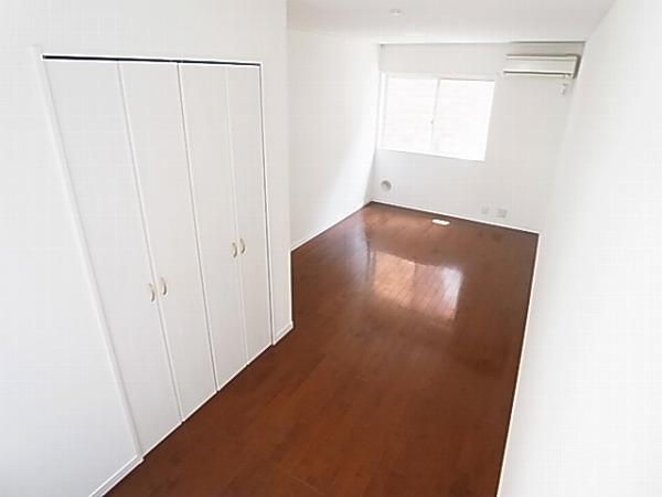 カーザ・レフィナーダⅡ ベッドルーム