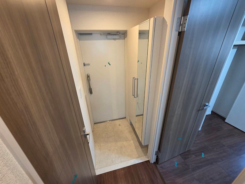 ブルーセブン 玄関