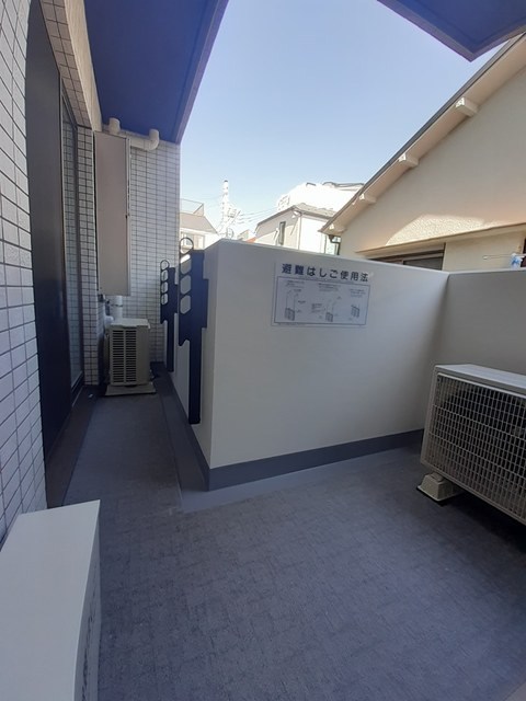 ブルーセブン ベランダ