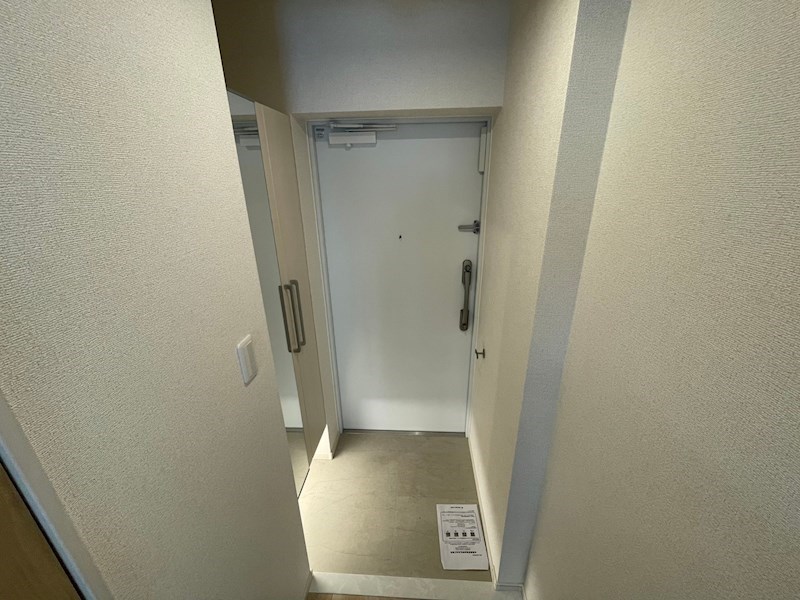 スアヴィス舎人 玄関