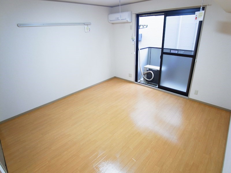 ランセ今谷Ｃ リビング