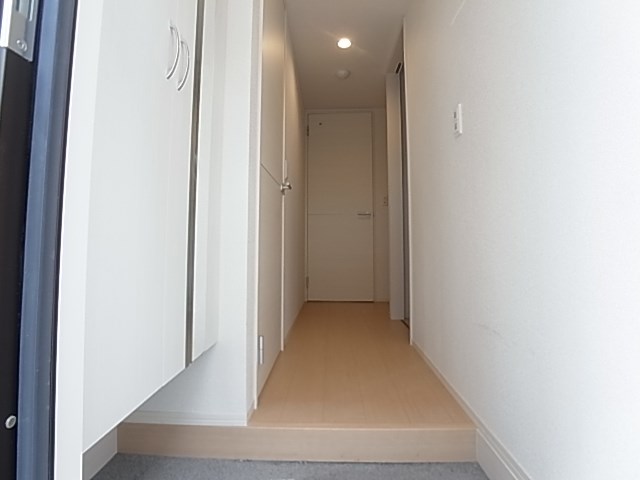 ガーネットブライト 玄関