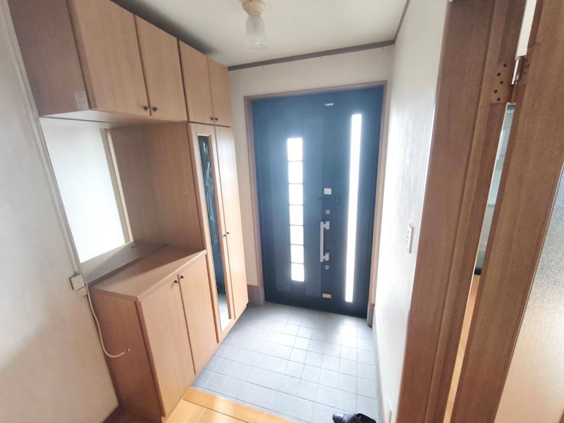 山田様貸家 玄関