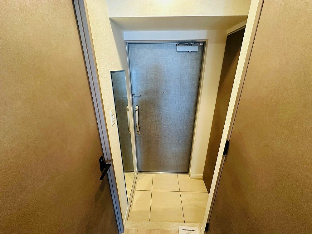 アイルプレミアム東京西新井 玄関