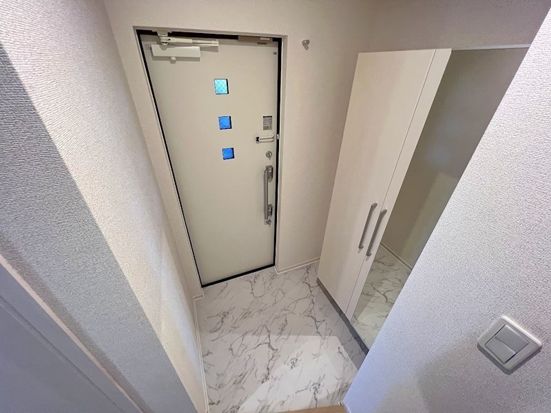 Domani（ドマーニ）  玄関