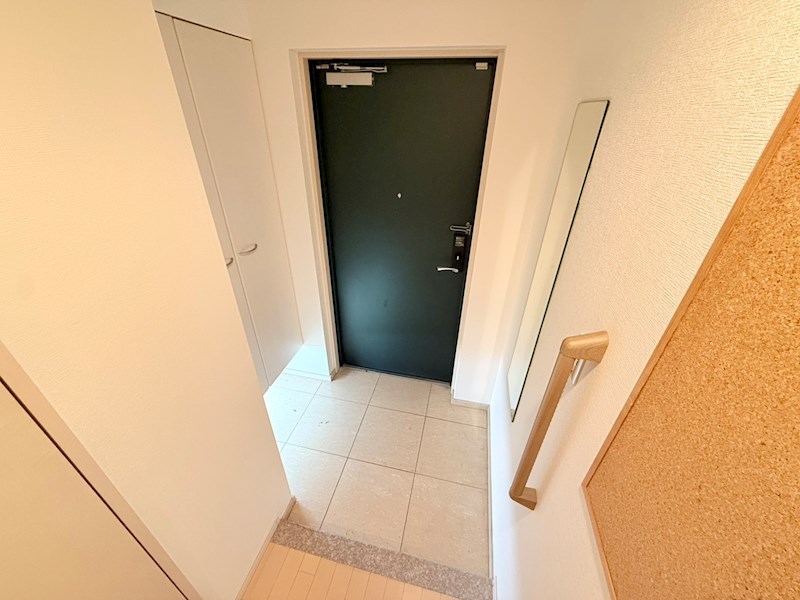 ロイヤルパークス西新井 玄関