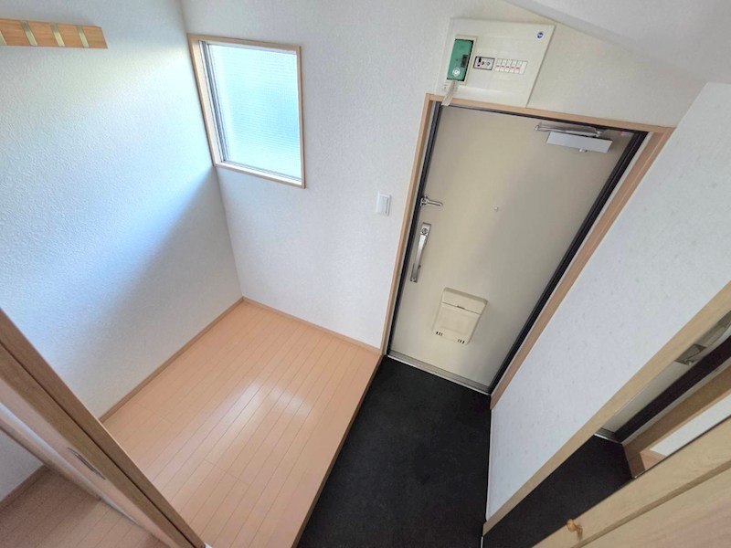 関屋ステーションハイツ 玄関