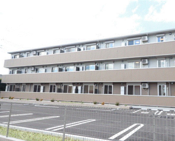 スリーシップ 外観