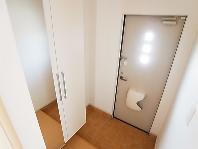 コンスタンツァ 玄関