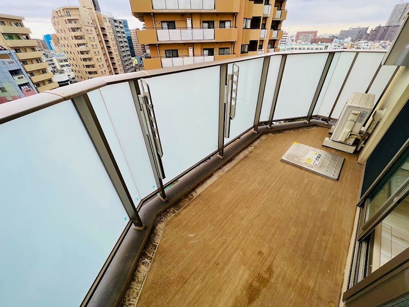 ザ・レジデンス三ノ輪 ベランダ