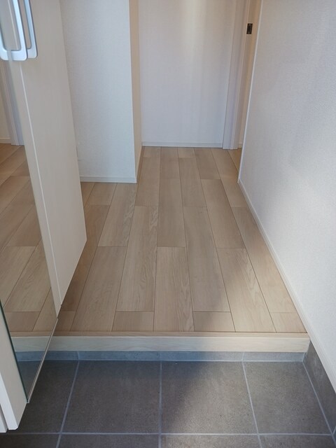 エスタブレＡ 玄関