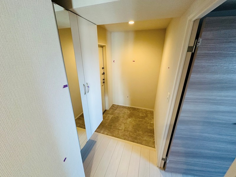 ホーリーホック 玄関