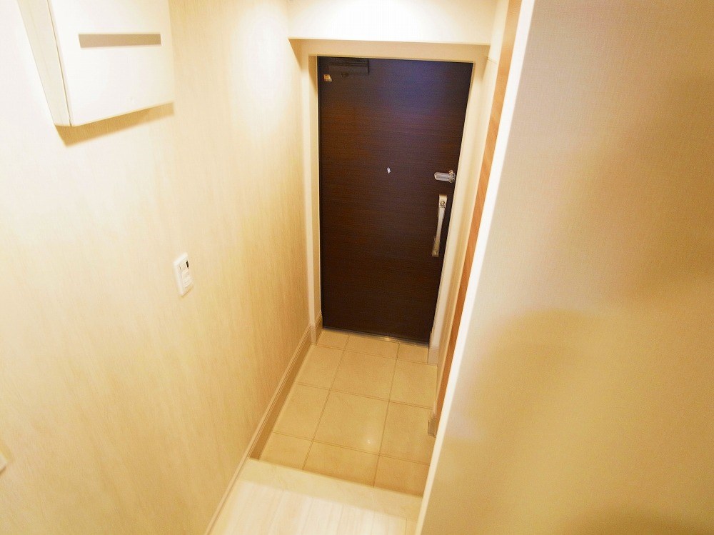 デュオステージ北千住 玄関