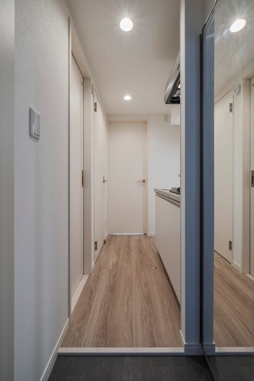 Crestmoor 千住大橋 玄関