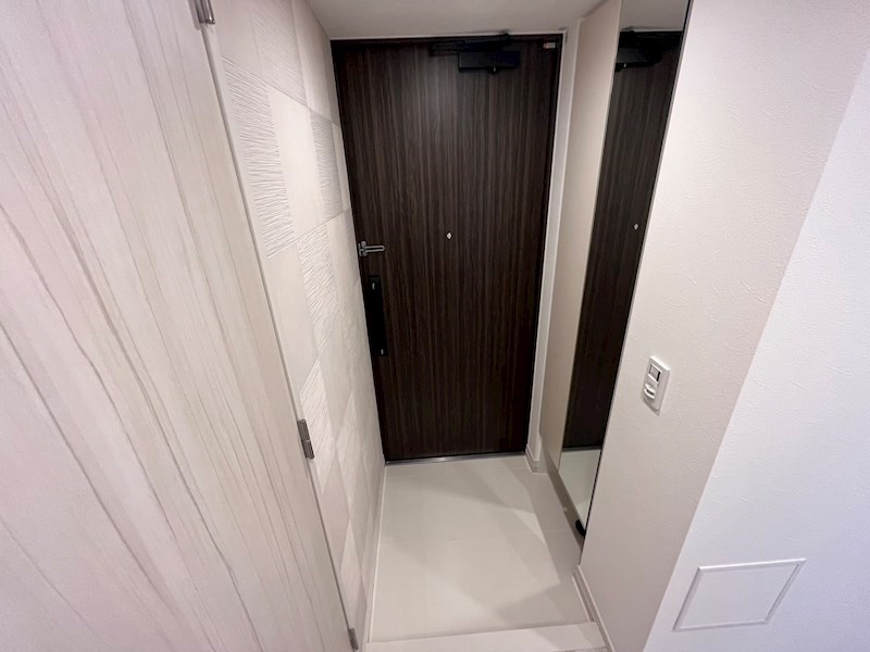 デュオステージ北千住２ 玄関