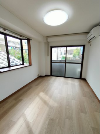 シャングリラ竹ノ塚 リビング