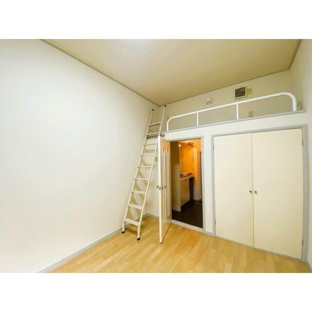 リエス松戸二ツ木ＷＥＳＴ  リビング