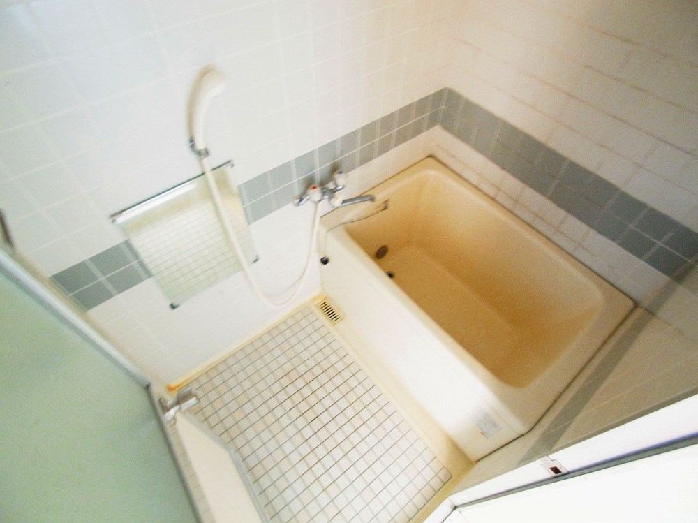 綾東ヴィレッジ壱番館 風呂画像