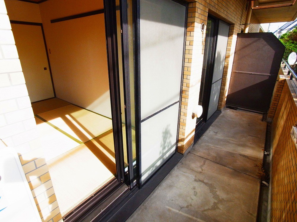 綾東ヴィレッジ壱番館 ベランダ