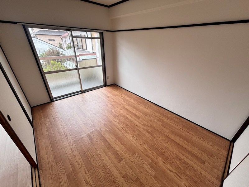 渡来ビル ベッドルーム