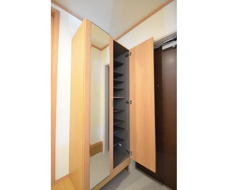 フォレストメゾン三河島 玄関