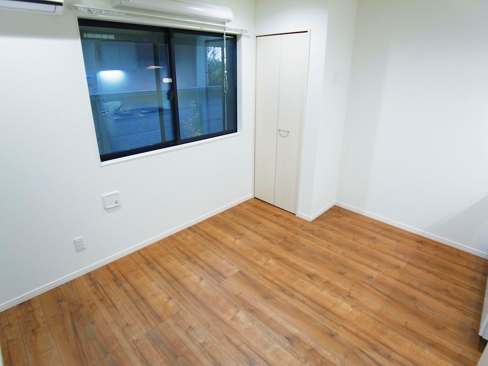 オリーブ舎人 リビング