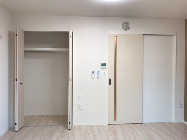 アルバーロ　イーリス ベッドルーム