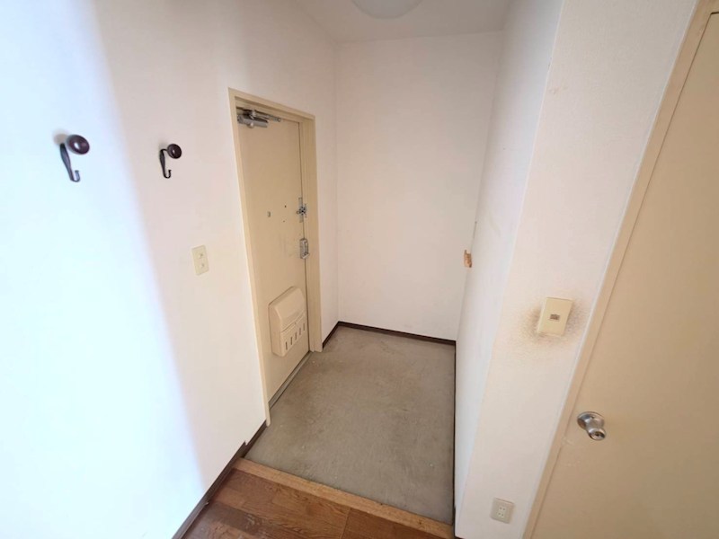 ポルックス三ノ輪 玄関