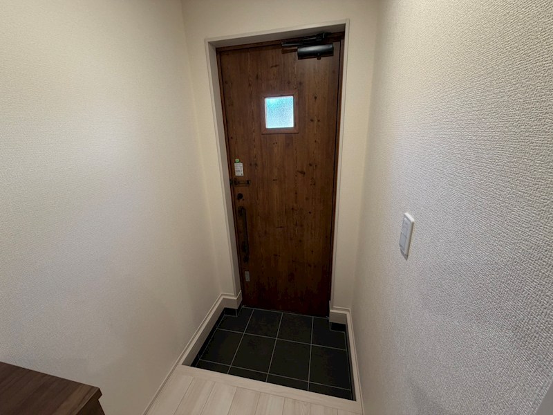 リーブルファイン柏南逆井 玄関