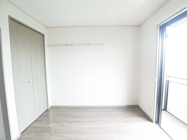 ヒロハイム六実 ベッドルーム