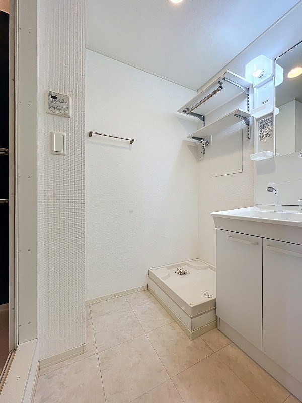 ブルー・イン・スカイ・シティ その他12