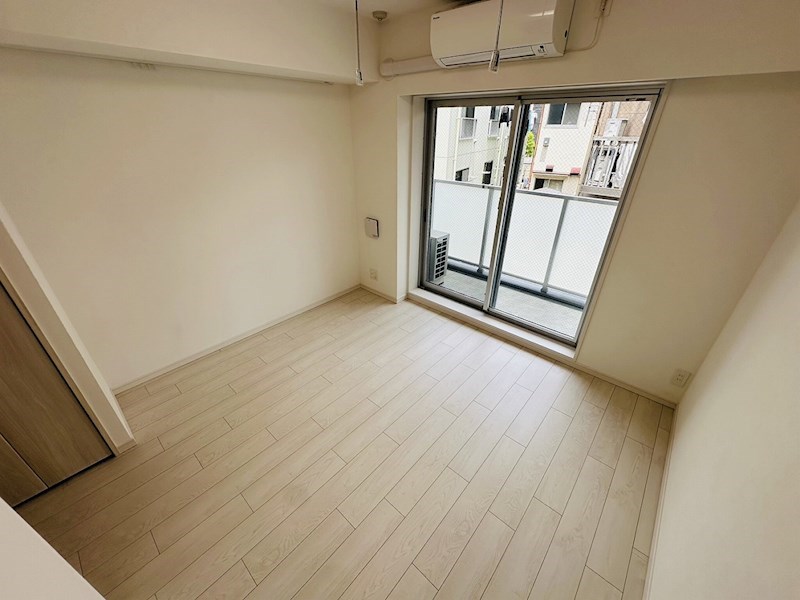 クレストコート綾瀬 リビング