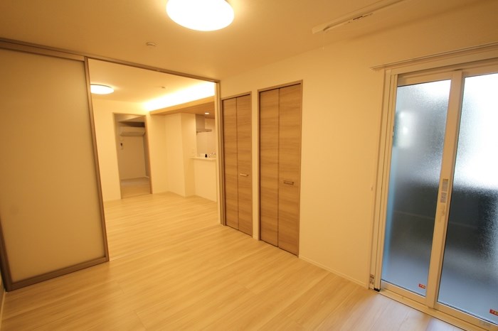 グラナーデ千住緑町 リビング