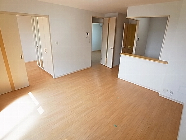 サンモール（小青田） リビング