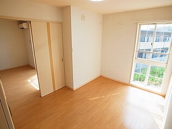 サンモール（小青田） ベッドルーム