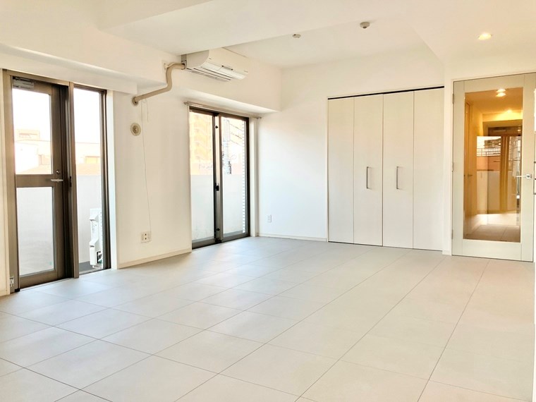 レーベンリヴァーレ東京ラ・トーレ リビング