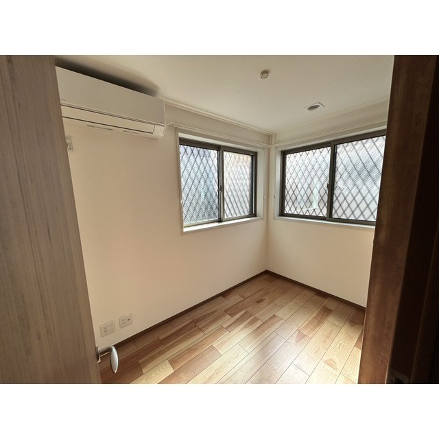 西新井栄町1丁目戸建 ベッドルーム