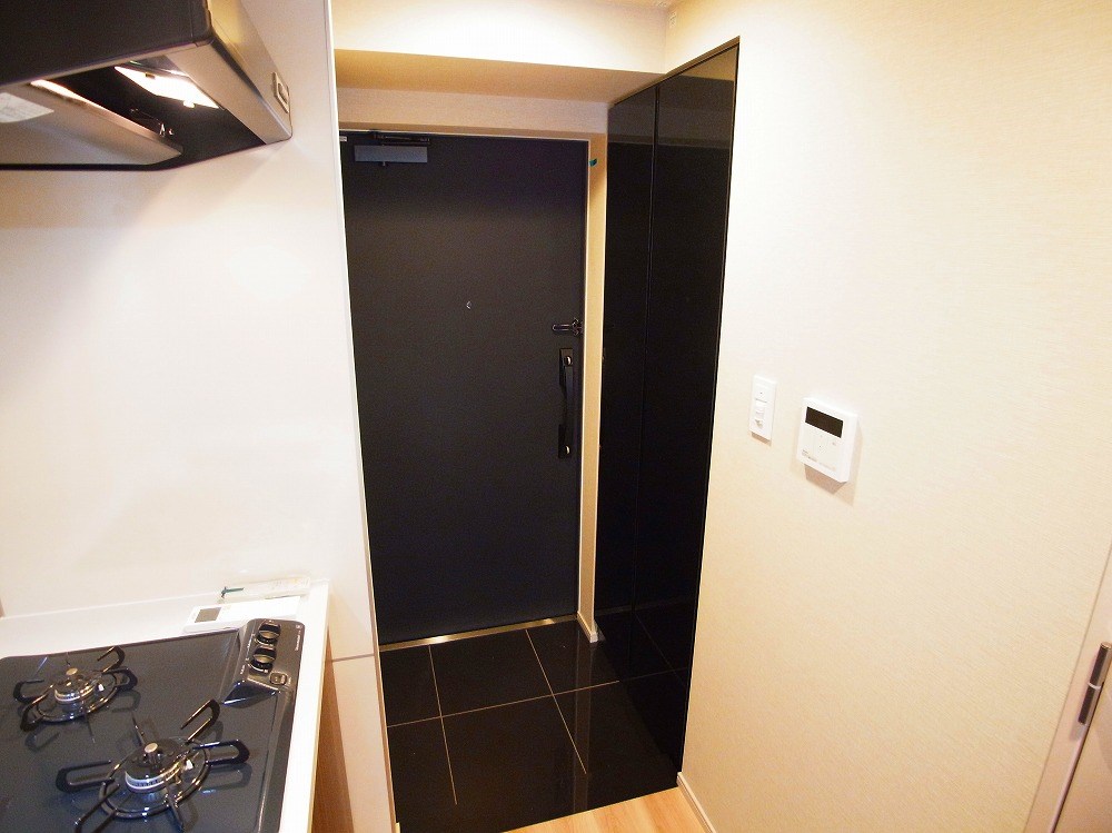 マーロ千住クレストタップ  玄関