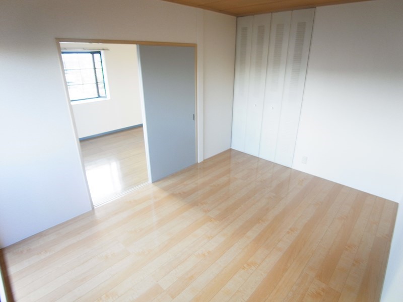 フロイディハイツ ベッドルーム