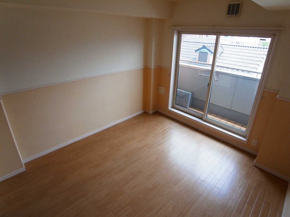 アルフリーベ  その他5