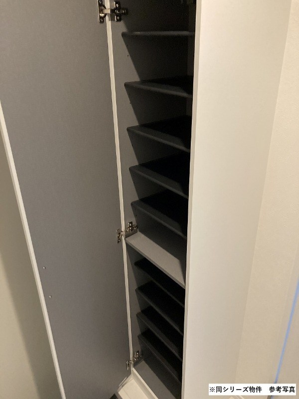 REGALEST NEXTERA 玄関