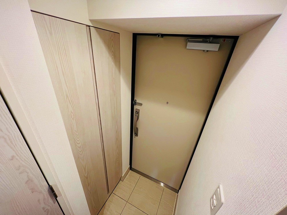 ドゥーエ三ノ輪Ⅱ 玄関