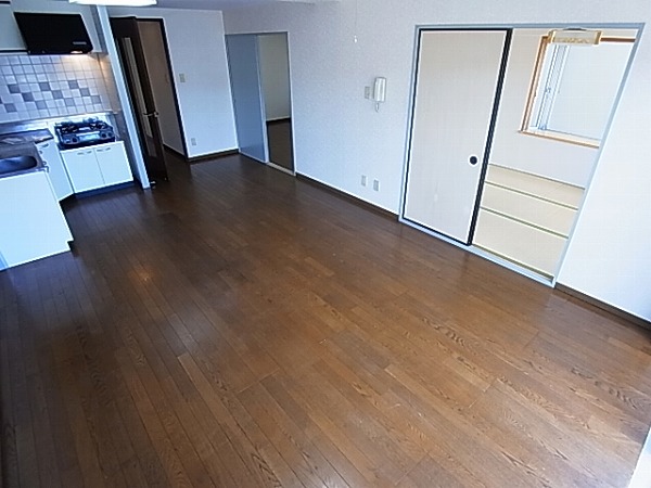 ランドフォレスト天王台Ⅰ リビング